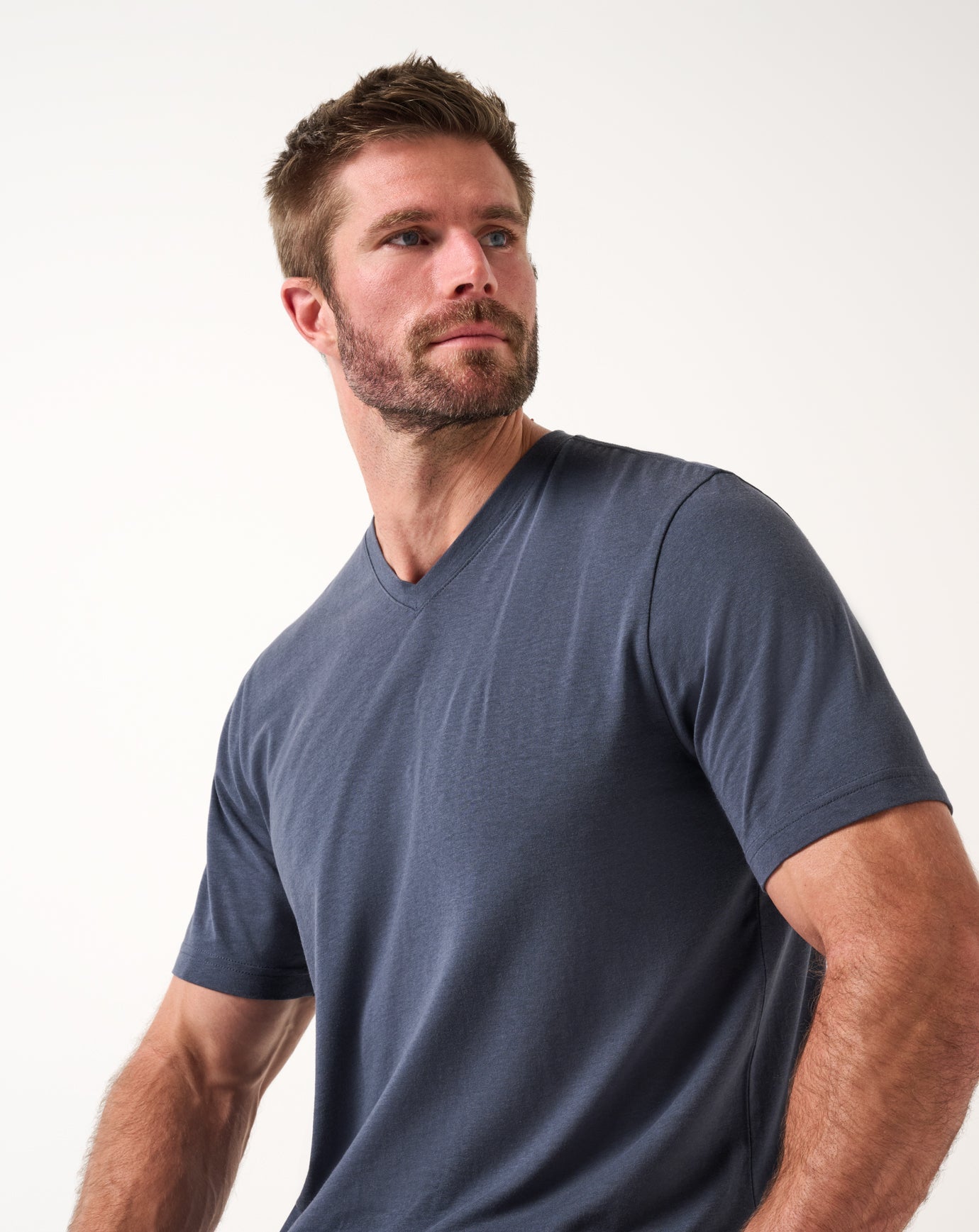 Men Cloud V-Neck Tee