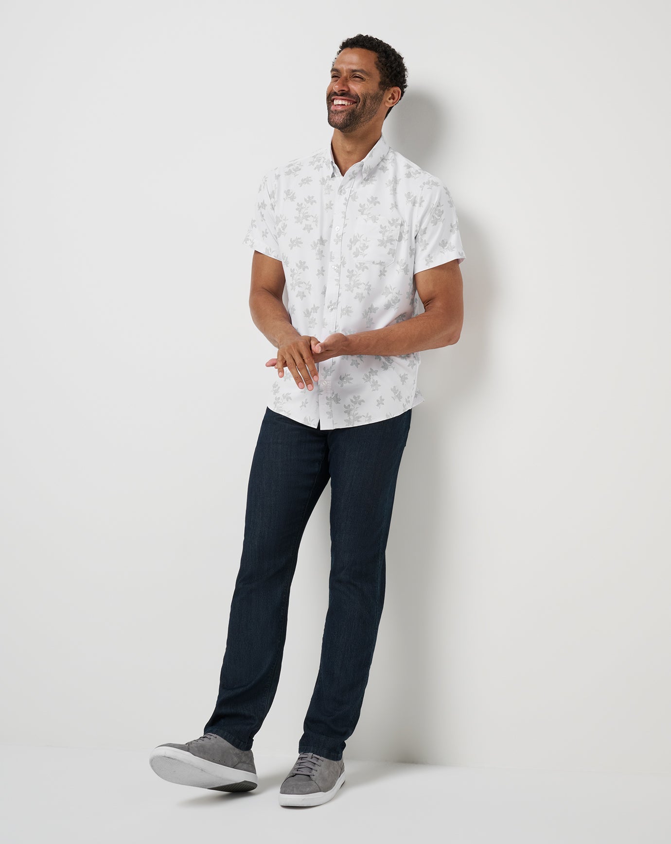 Men Mist On The Lake Button-Up