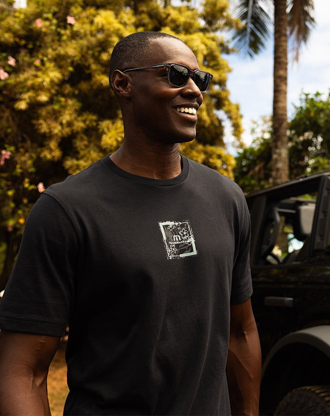 Men Living Aloha Tee