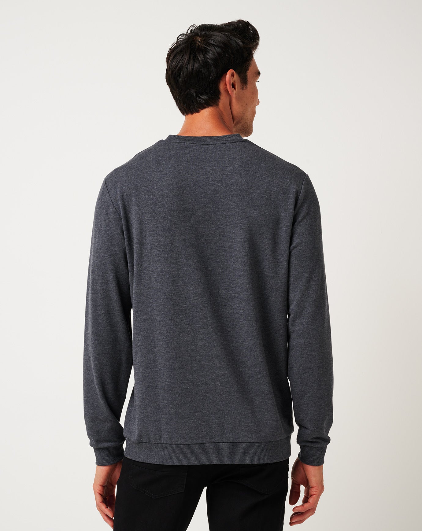 Men|Golf Amenities V-Neck Crew