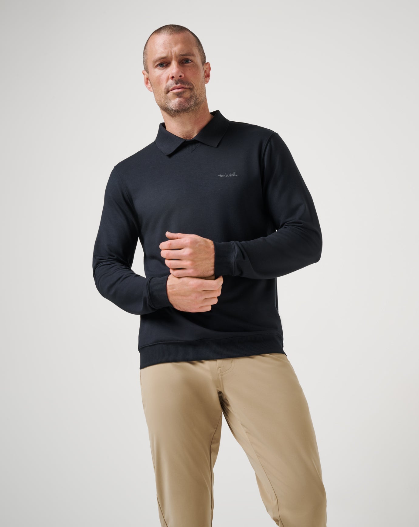 Men Amenities Collar Crew