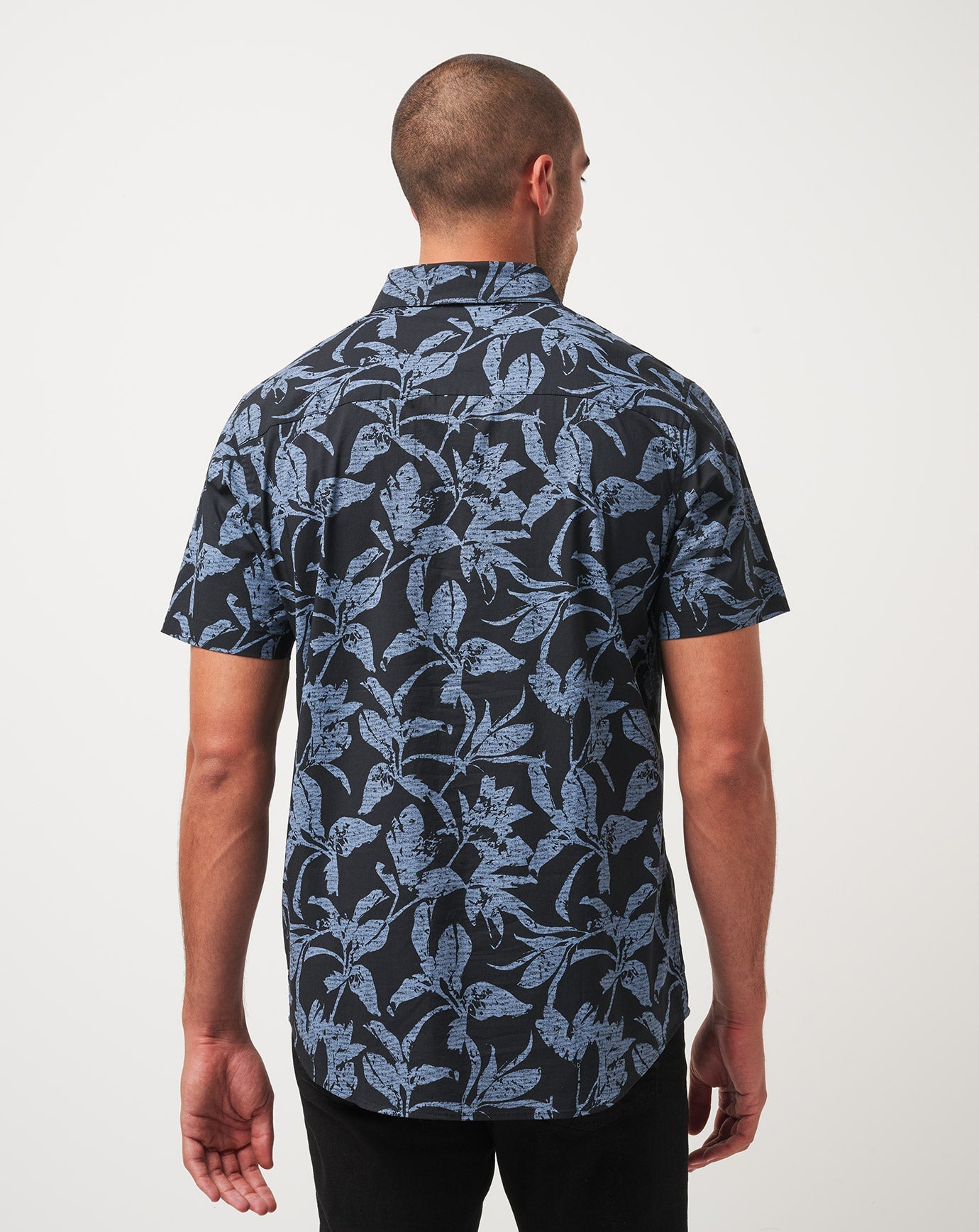 Men Photo Finish Button-Up