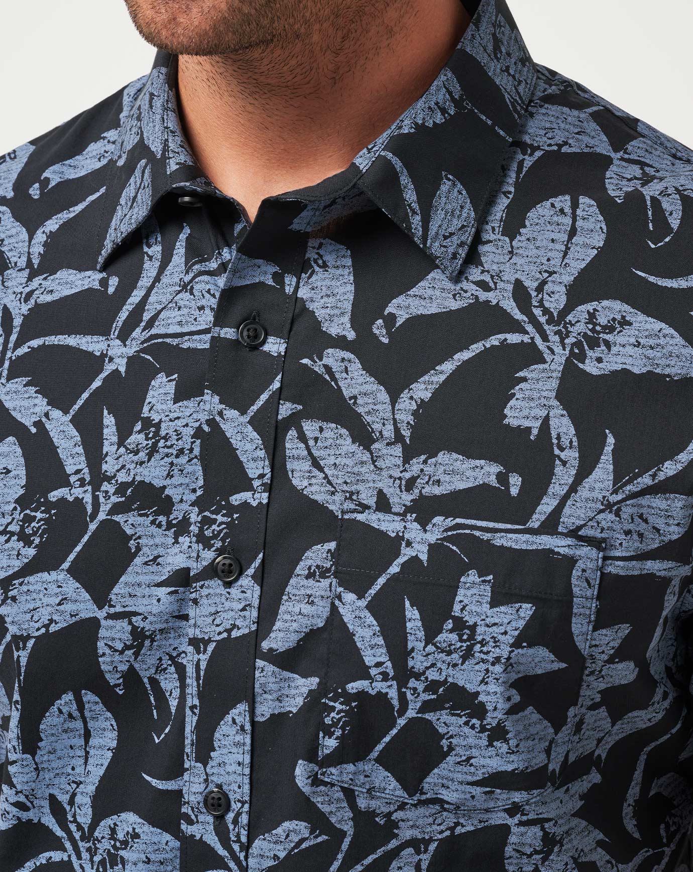 Men Photo Finish Button-Up