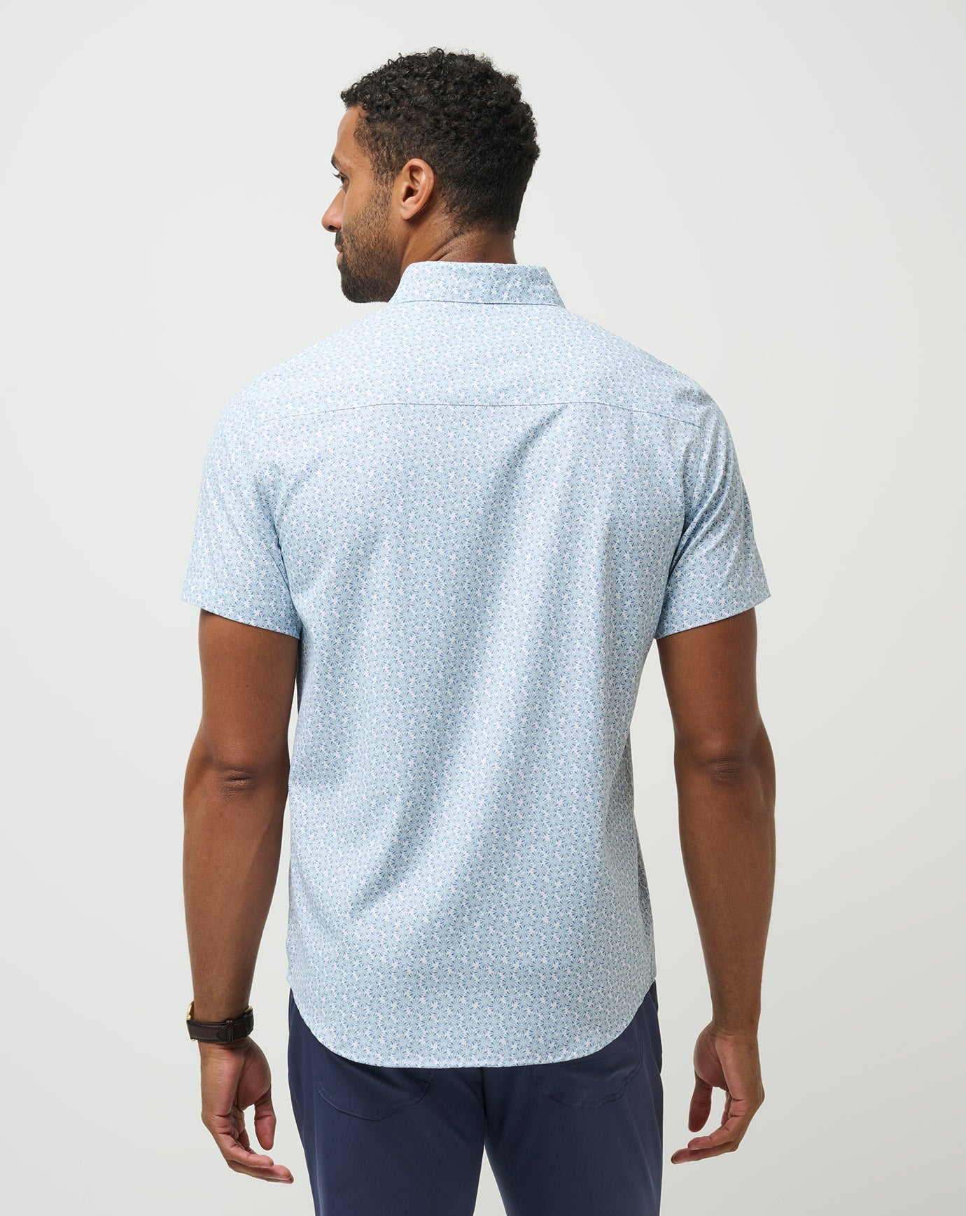 Men Techwoven Country Mile Button-Up