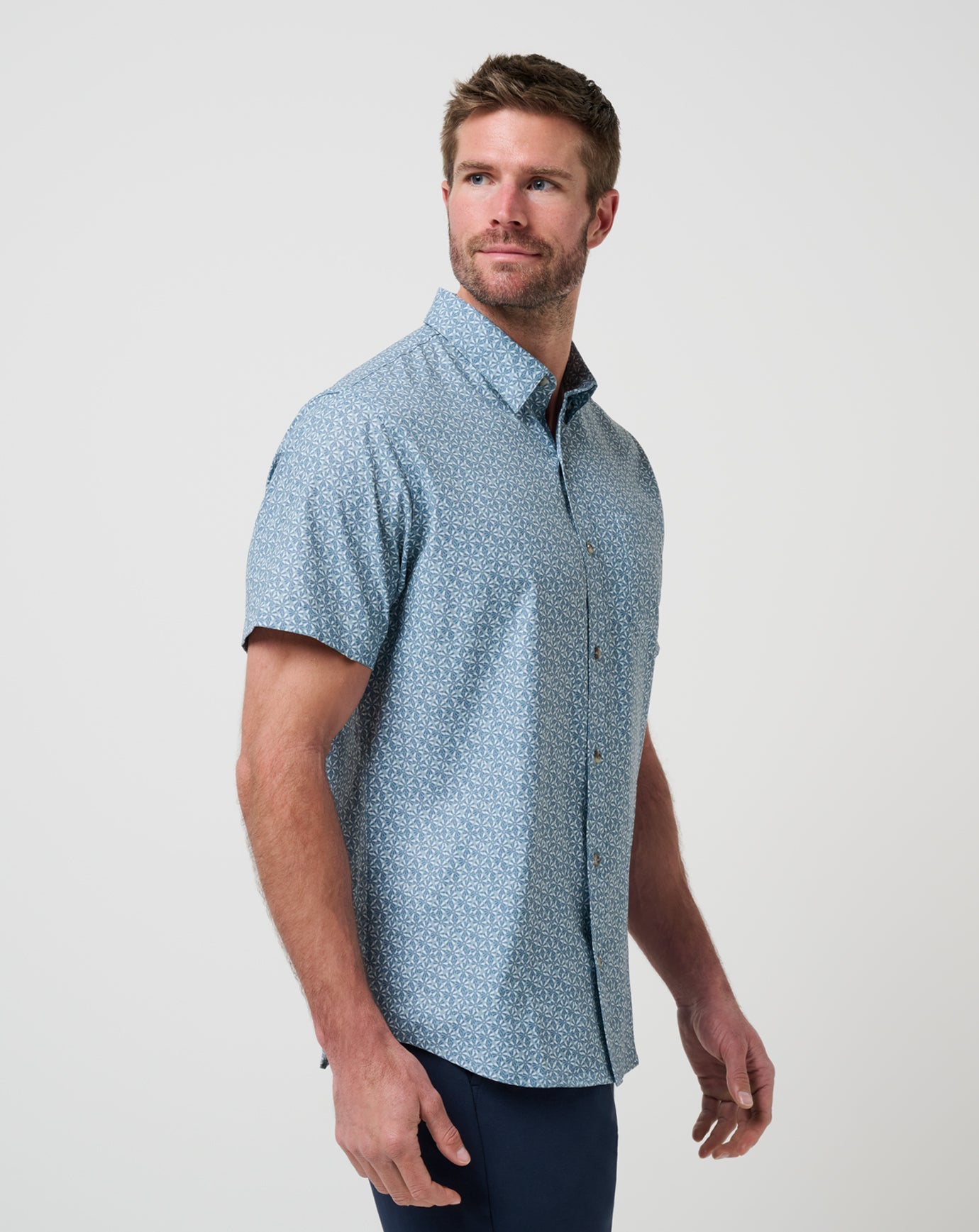 Men Techwoven Country Mile Button-Up
