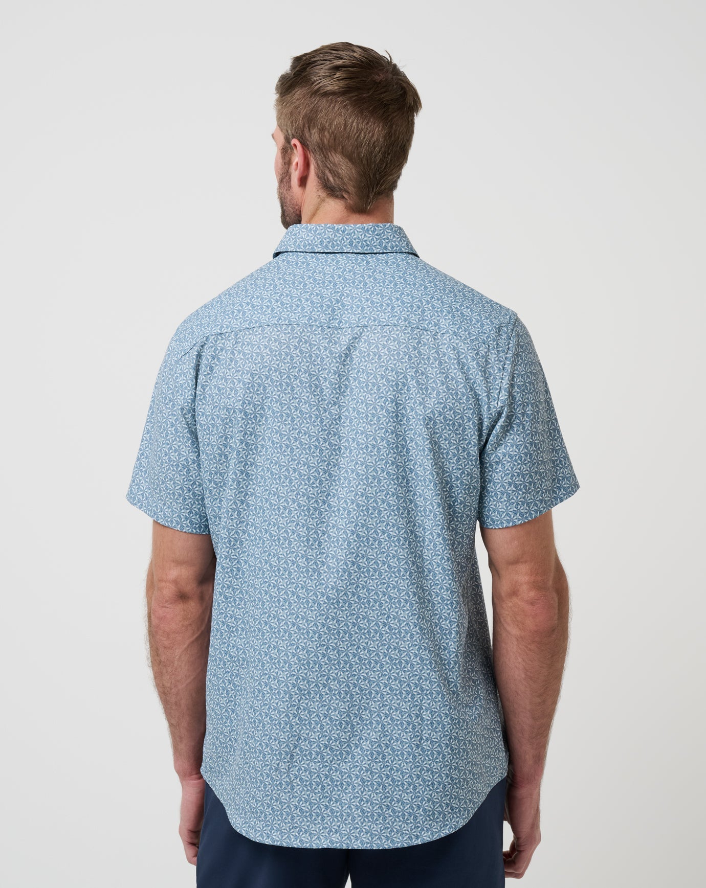 Men Techwoven Country Mile Button-Up