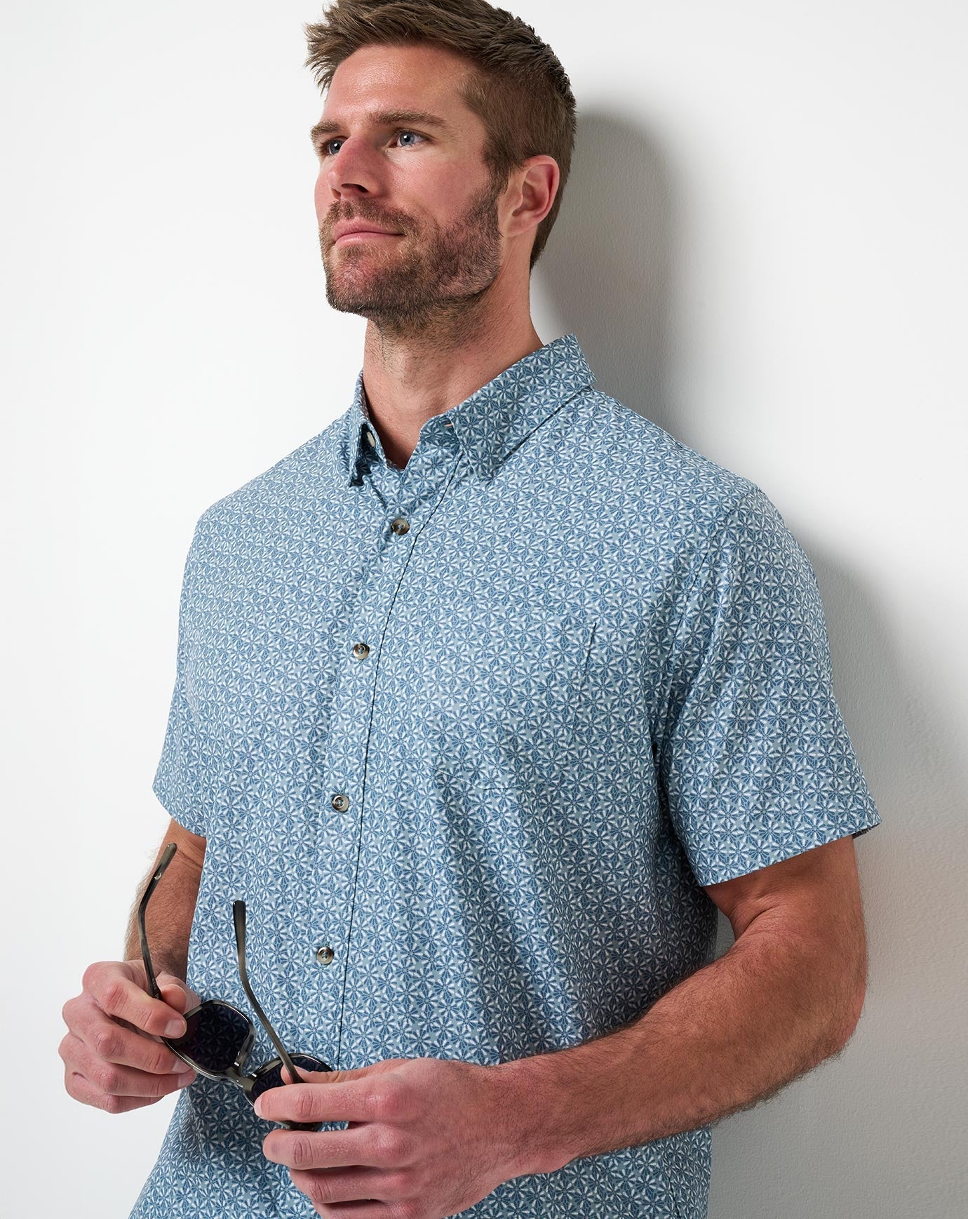 Men Techwoven Country Mile Button-Up