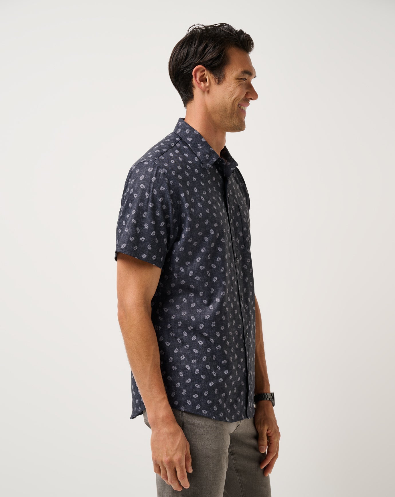 Men Techwoven Grey Wind Button-Up