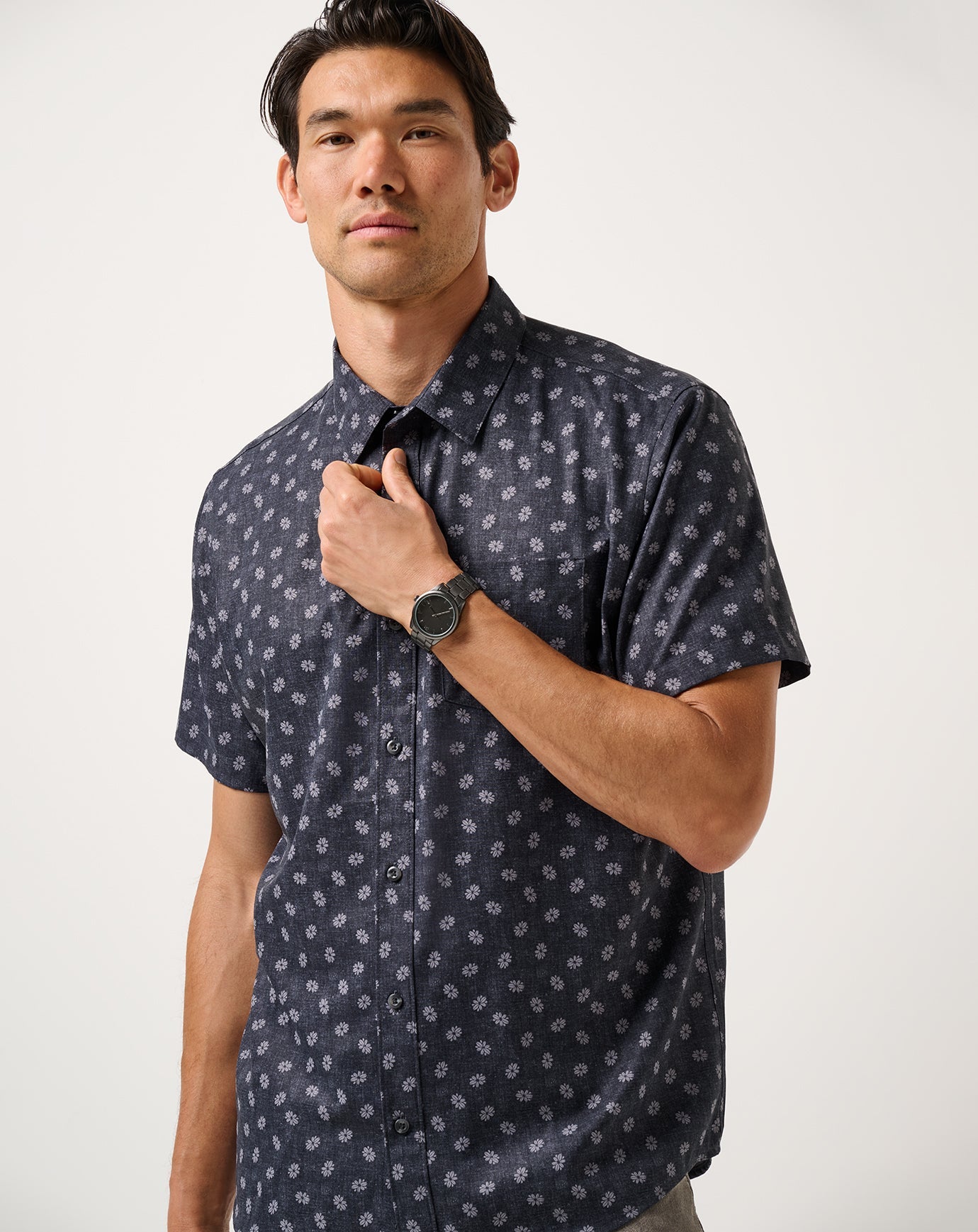 Men Techwoven Grey Wind Button-Up