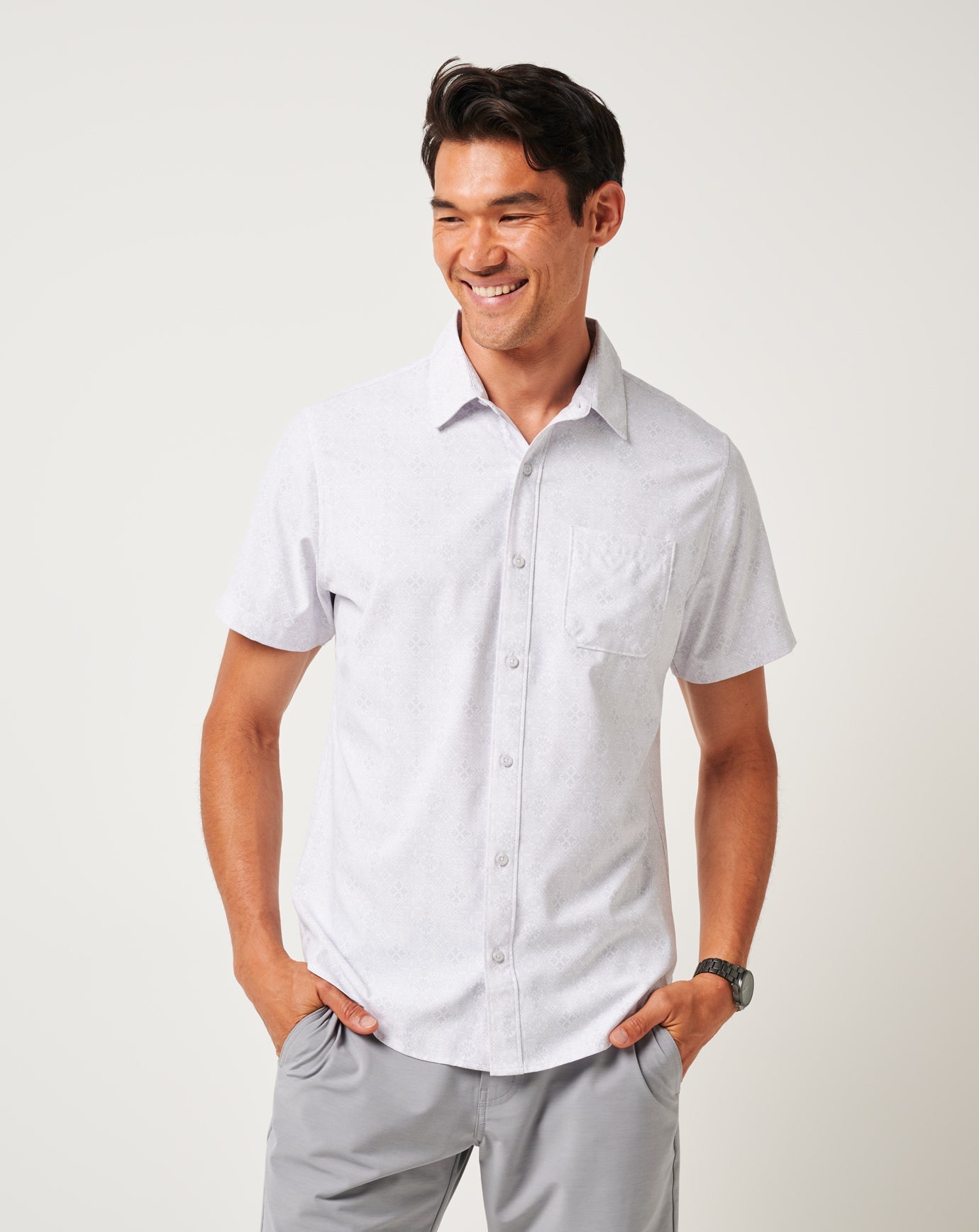 Men Techwoven Acropolis Button-Up
