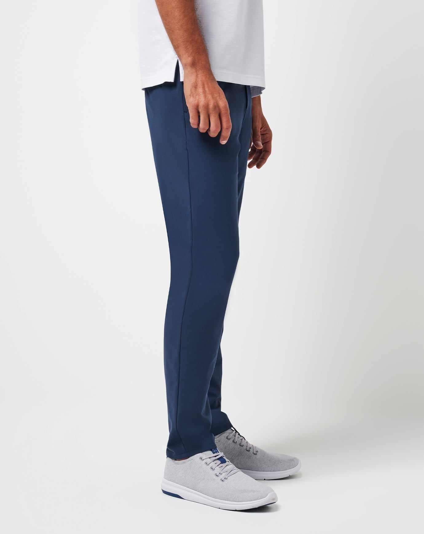 Men|Golf Open To Close Tech Chino Pant