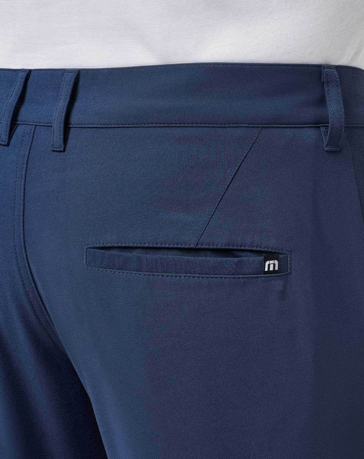 Men|Golf Open To Close Tech Chino Pant