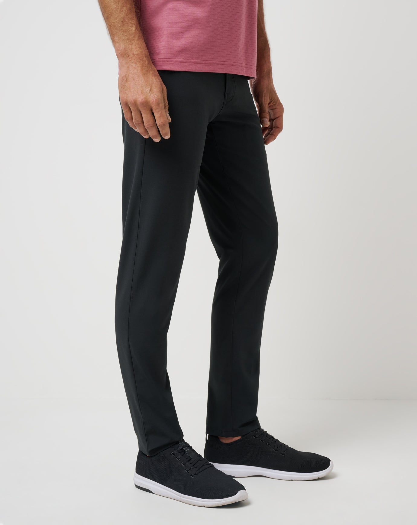 Men|Golf Open To Close Tech Chino Pant