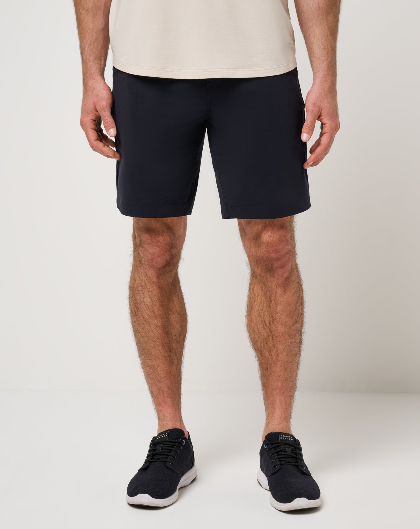 Men Tech Knit Short 9In