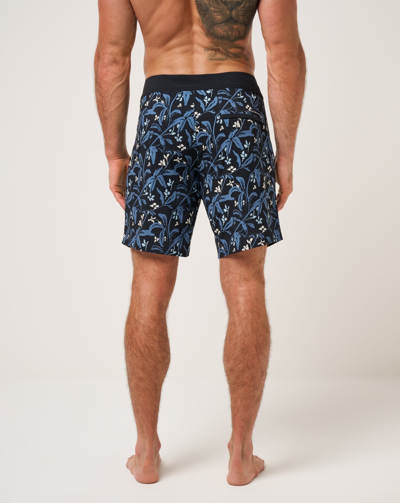 Men Relationship Status Boardshort 18.5In
