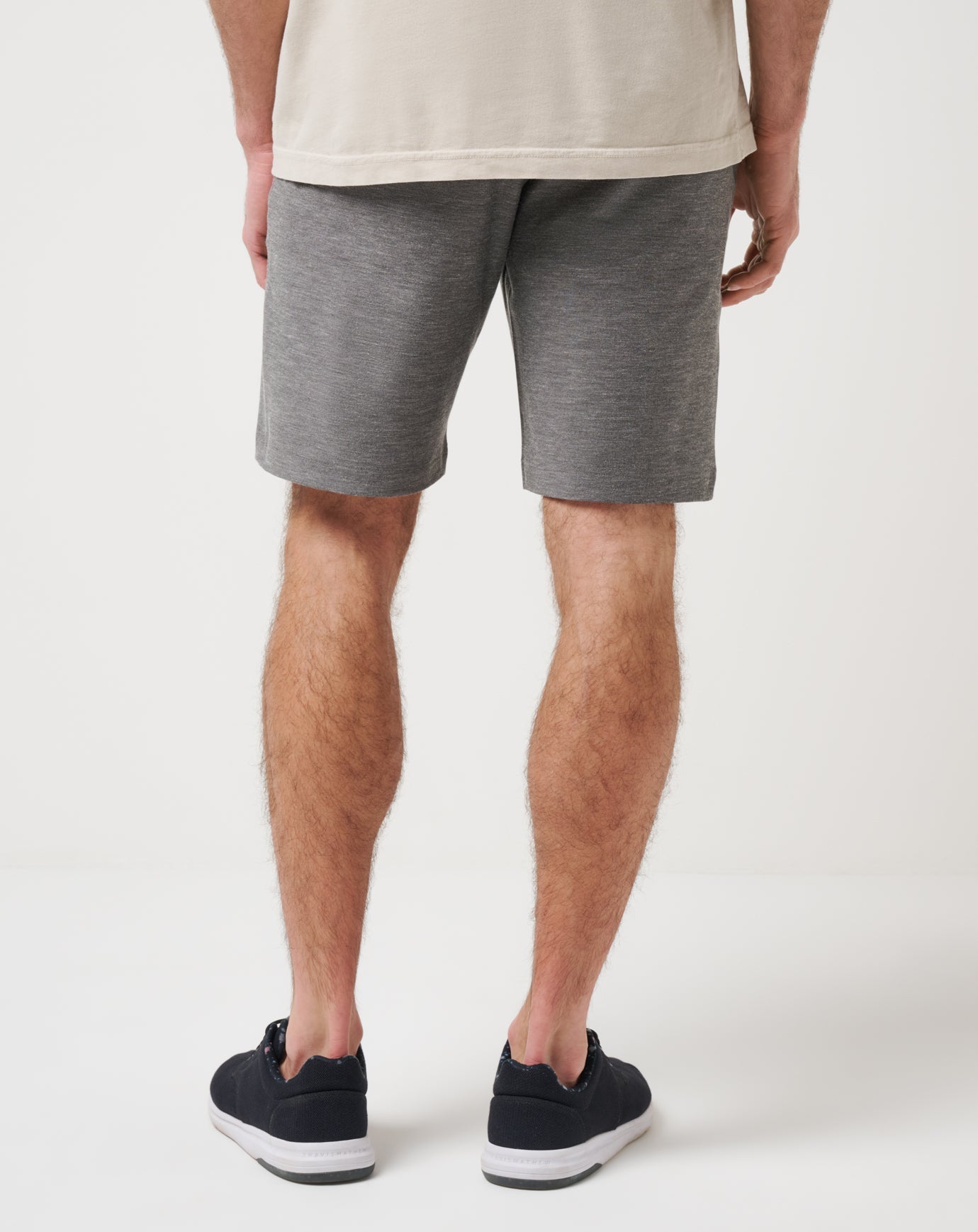 Men Adirondack Short 9In