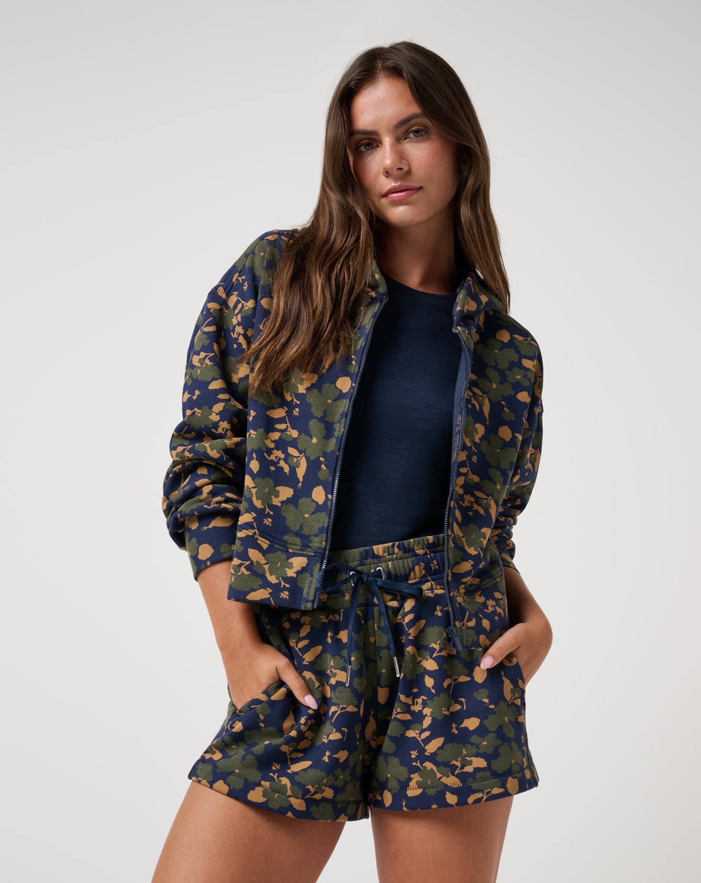 Women Cloud Fleece Stellar Short 2.0